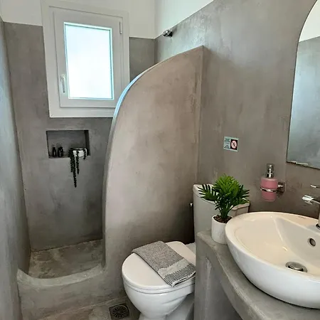 Magginas アパート パロス島