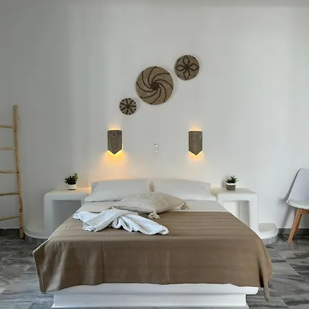 Magginas Parikia (Paros)