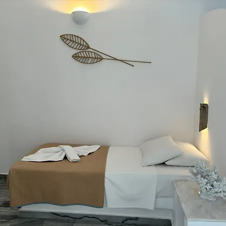 Magginas * Parikia (Paros)