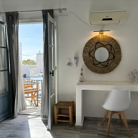 Magginas * Parikia (Paros)