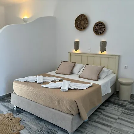 Magginas * Parikia (Paros)