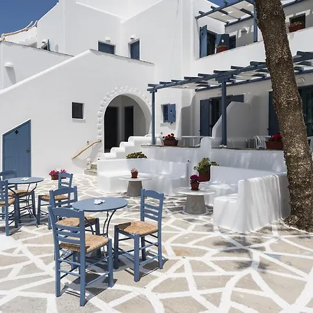 Magginas * Parikia (Paros)